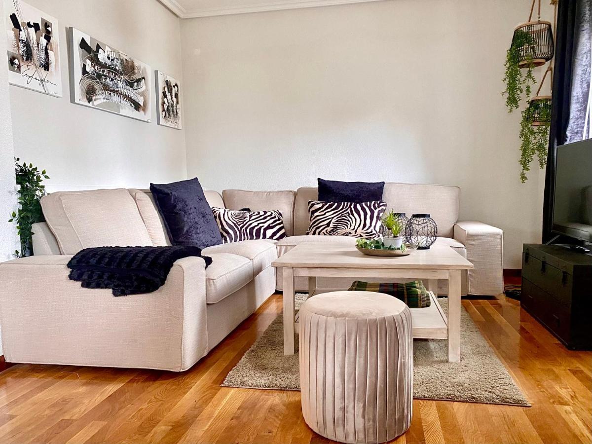 הוילה Housing Leon Casa Con Jardin מראה חיצוני תמונה