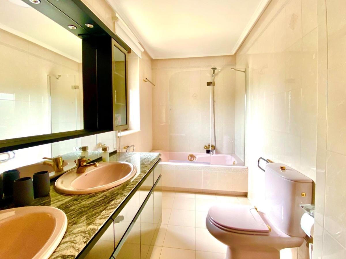הוילה Housing Leon Casa Con Jardin מראה חיצוני תמונה